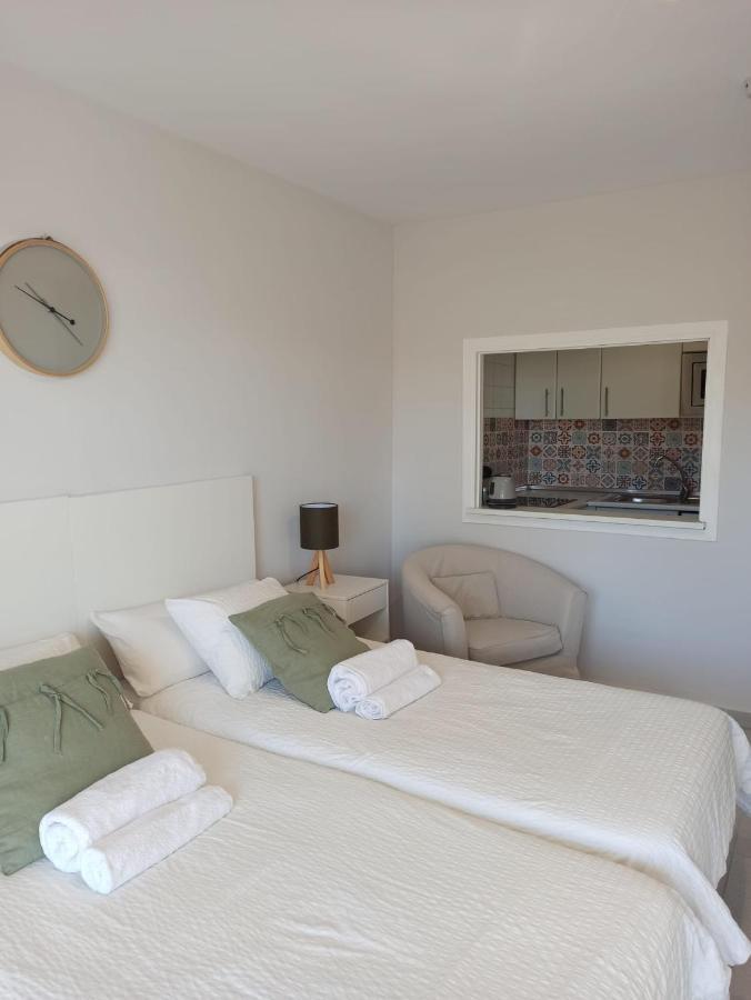 Carihuela Nucleo Cristal Appartement Torremolinos Buitenkant foto