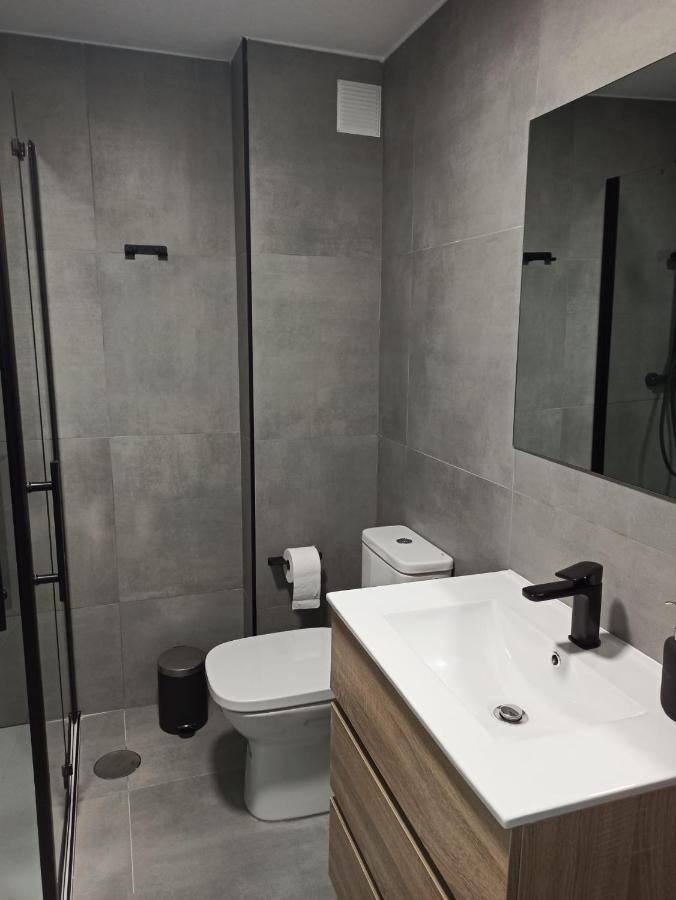Carihuela Nucleo Cristal Appartement Torremolinos Buitenkant foto