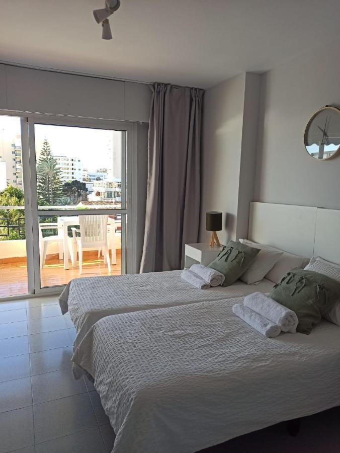 Carihuela Nucleo Cristal Appartement Torremolinos Buitenkant foto